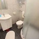 Sandi شقة فيرسار